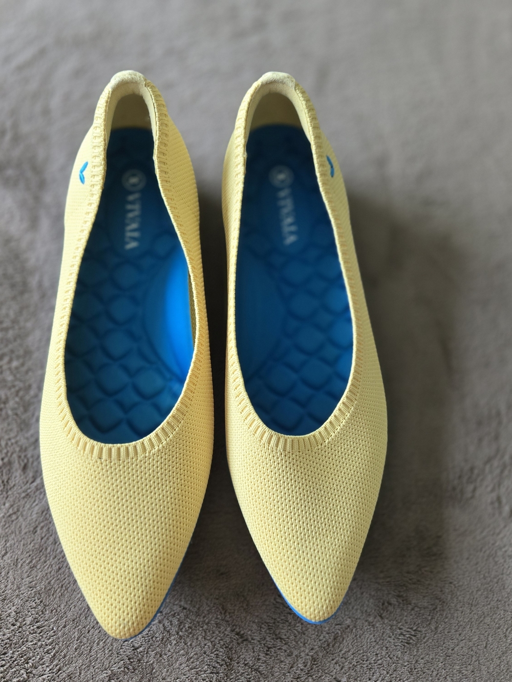 Vionic Yellow Knit Pointed Flats with Blue Comfort Insole